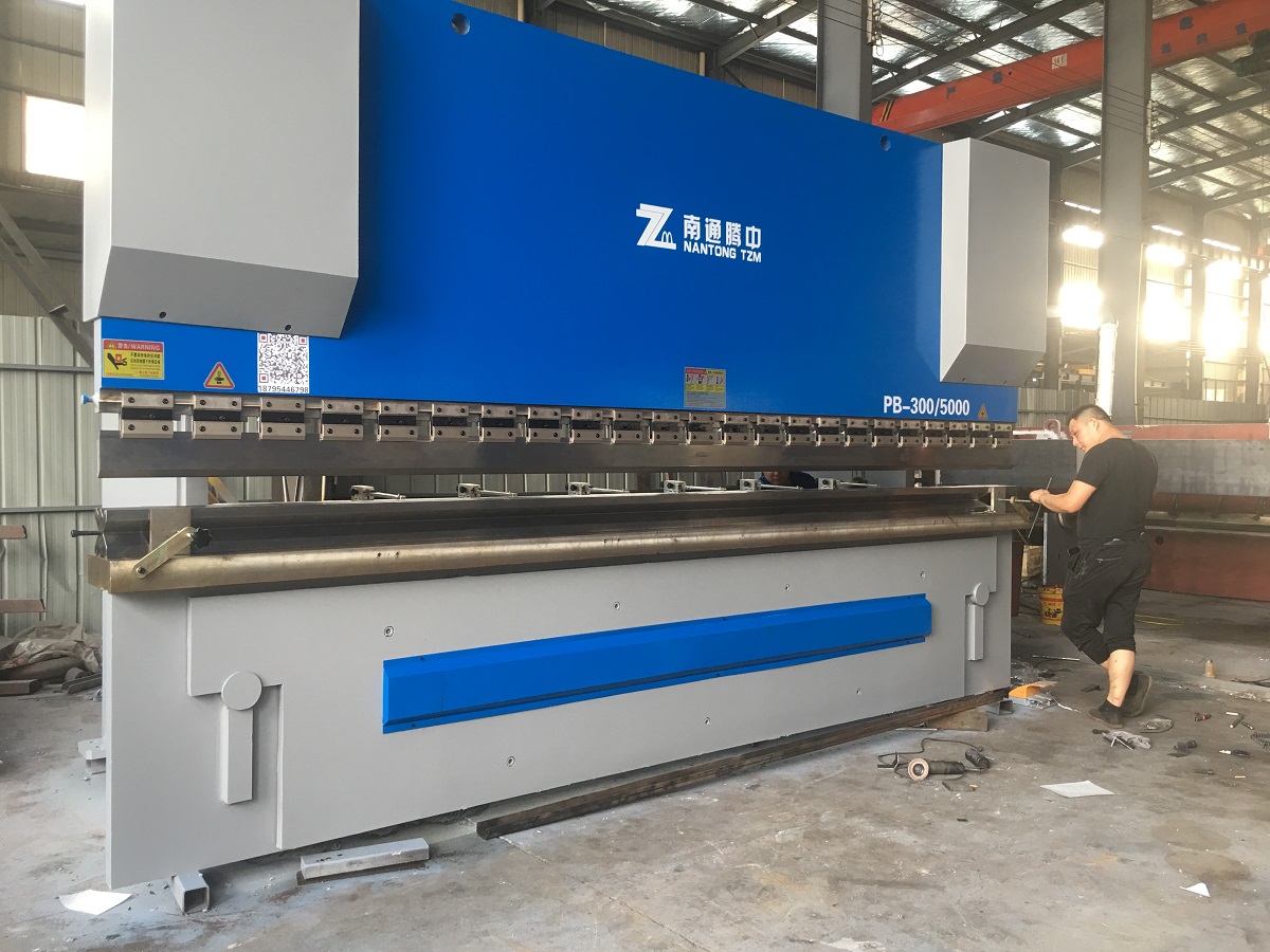 折彎機出現故障怎麽辦